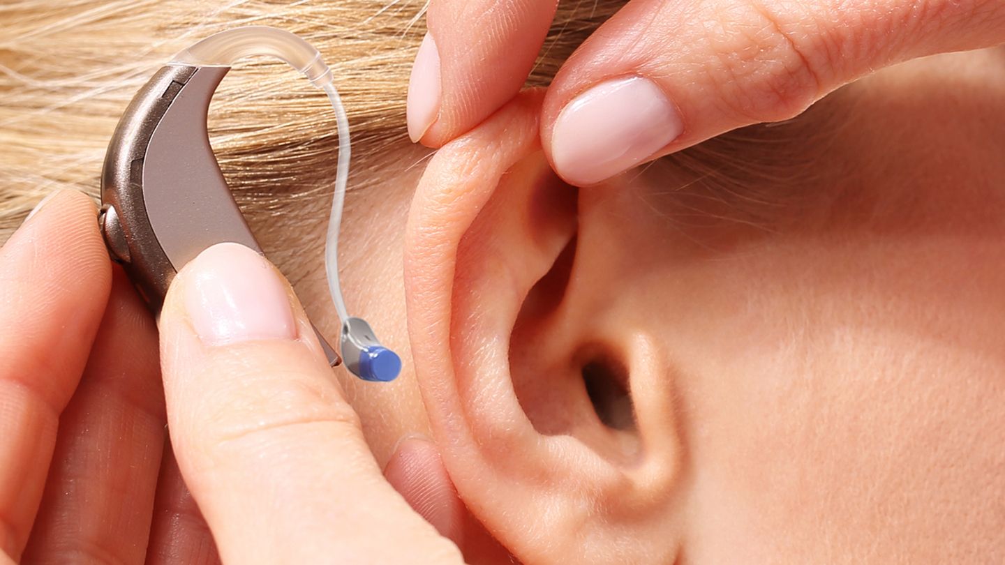 Importance And Advantages Of Using Hearing Aids