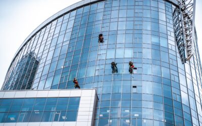 Reaching New Heights Safely: Why high rise rope access and safety netting Go Hand-in-Hand